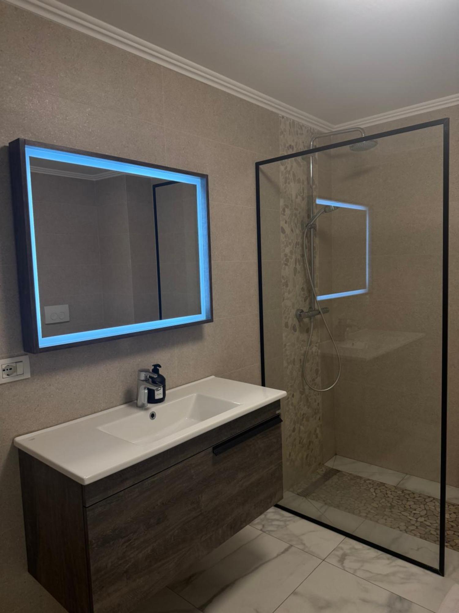 Free Parking Skanderbeg Square - Spacious Central Apartment Tirana Kültér fotó